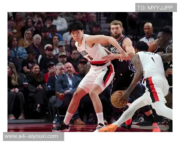 杨瀚森一记三分炸翻NBA！八年了，我国球员总算又在外线开战！